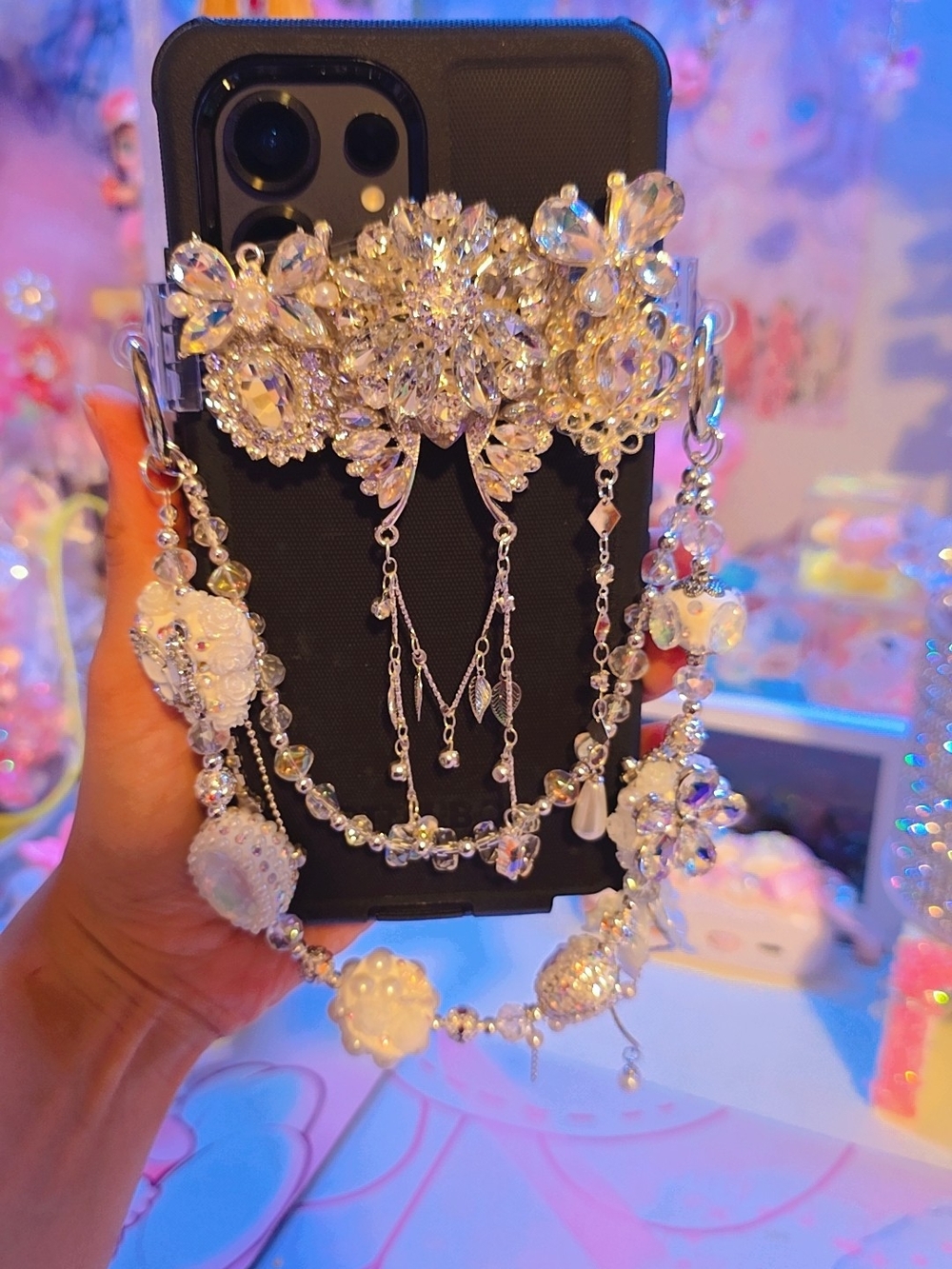 Crystal Chain Phone Clip